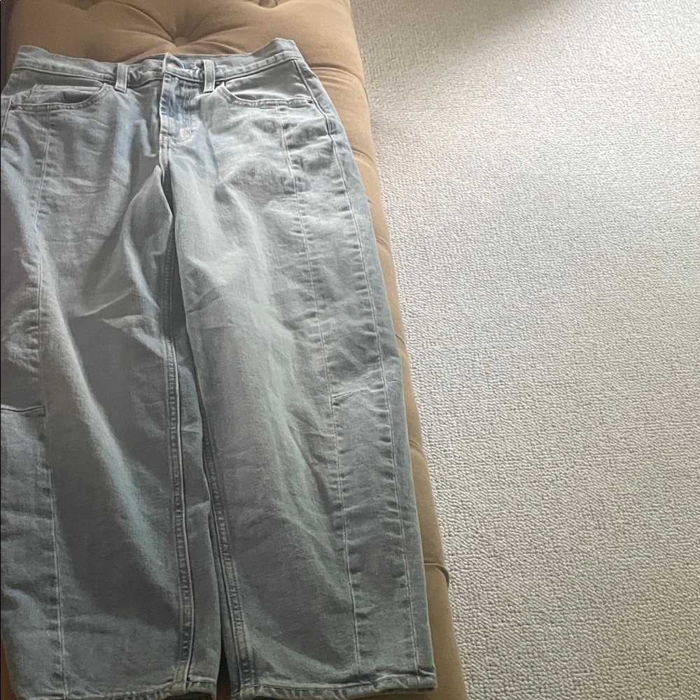 Old Navy Light Wash Women's Boyfriend Jeans